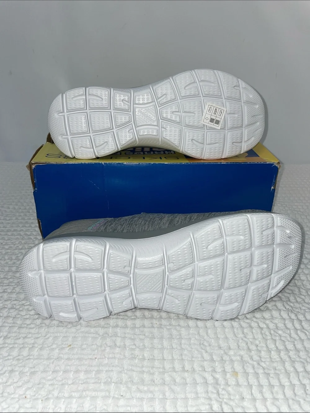 SKECHERS HANDS FREE SLIP INS WOMENS SNEAKERS FTL-07-053